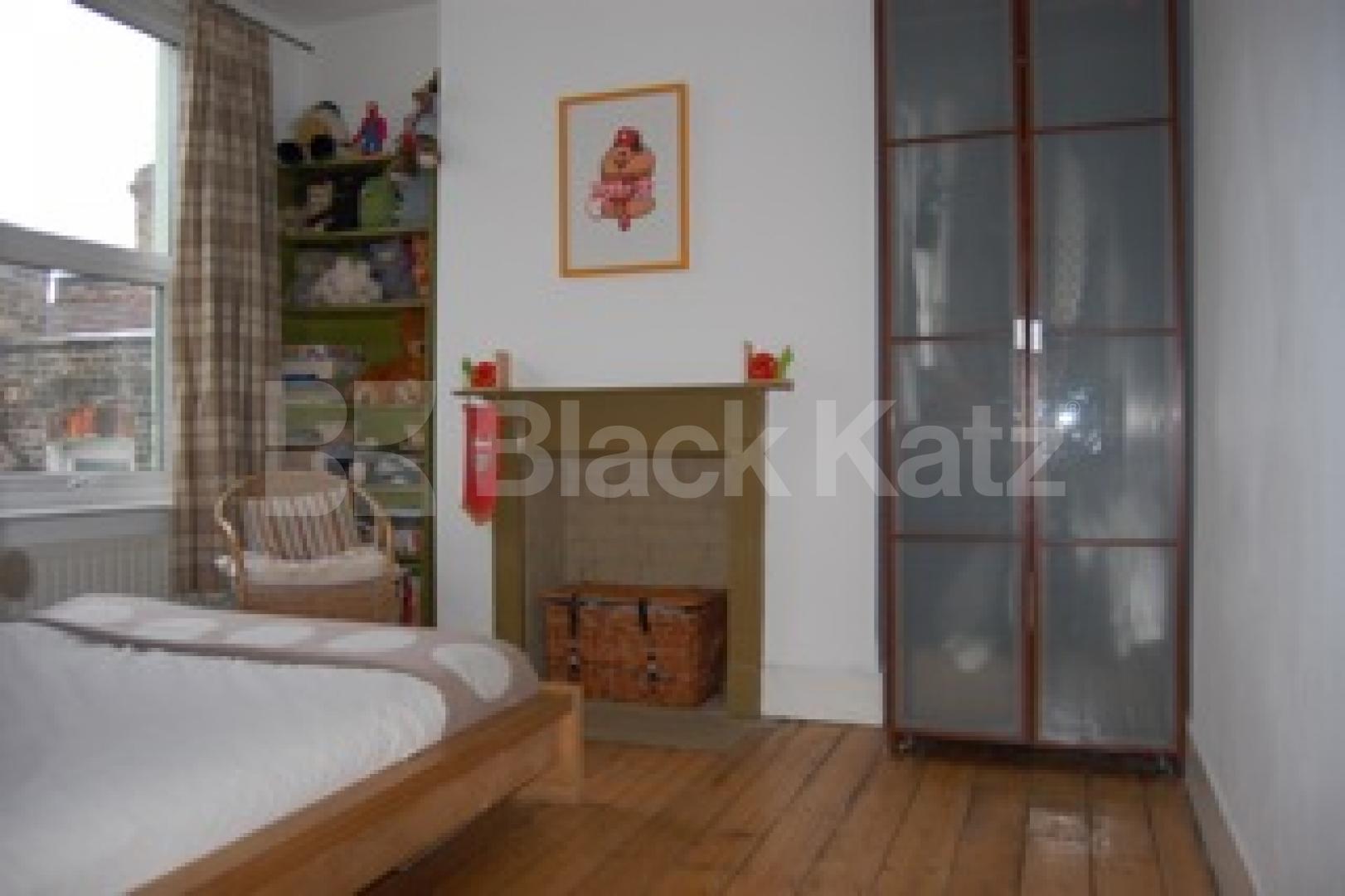 			NEW INSTRUCTION!, 4 Bedroom, 1 bath, 1 reception House			 Hewitt Road, HARINGEY LADDER